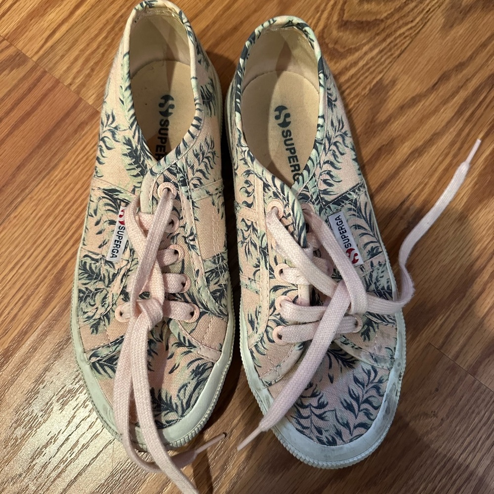 Superga Sneakers
